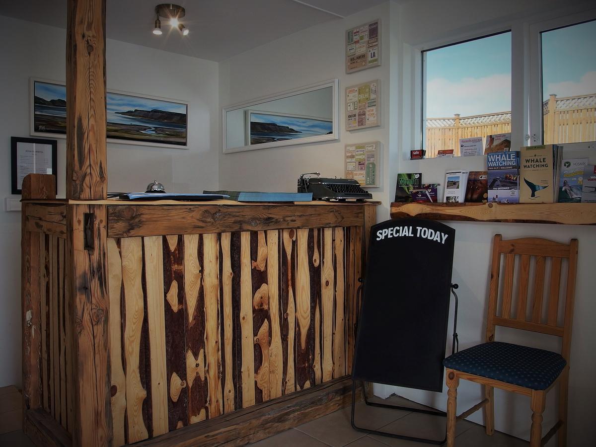 Husavik Hostel Exterior foto