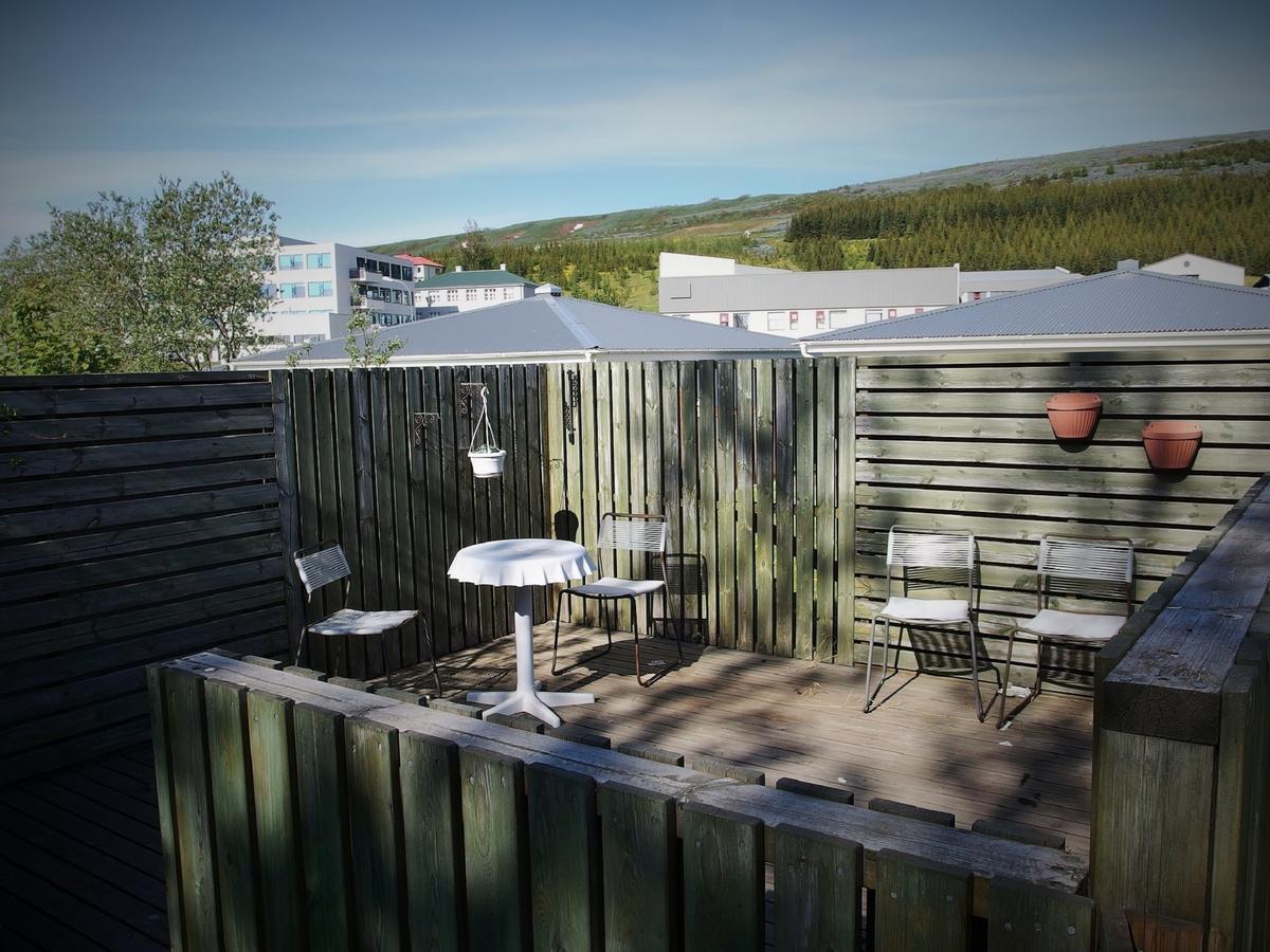 Husavik Hostel Exterior foto
